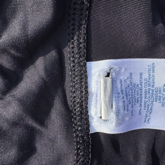 Lands' End Black and White Floral Bikini Set 14D, 16DDD - Picture 6 of 10